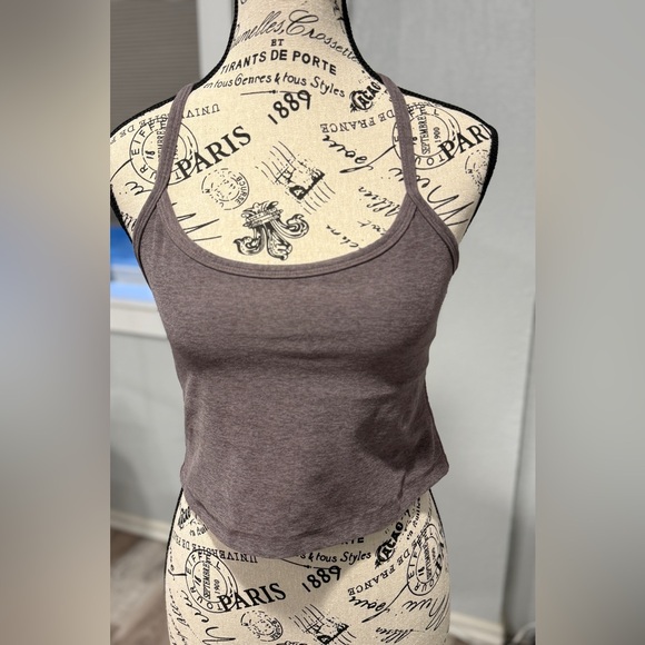 Beyond Yoga Cropped Tank Top Womens Large Grey Racerback Built-In Bra - Picture 3 of 7